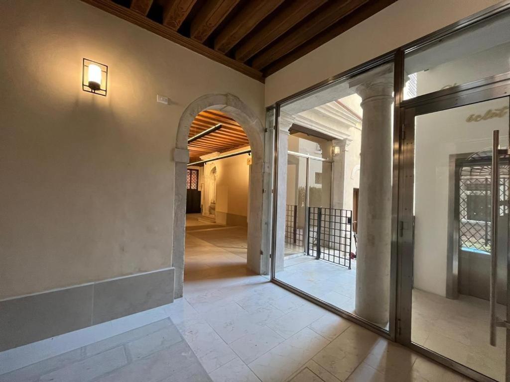 Apartamento Immobiliare Nk Palazzo Bonvicini Venecia Exterior foto