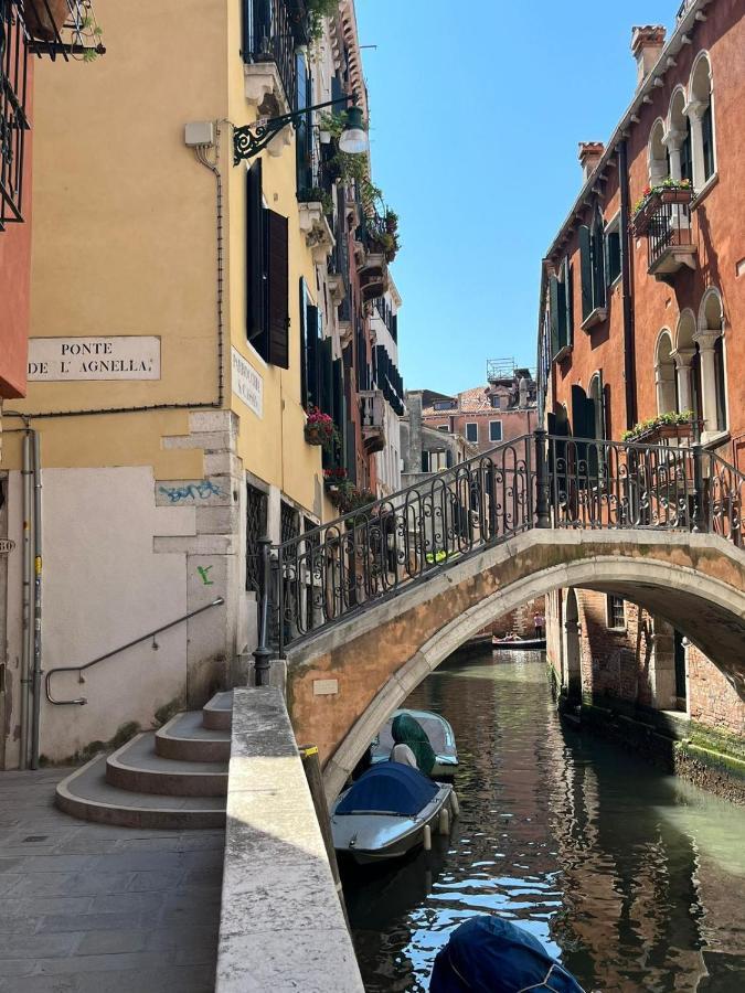 Apartamento Immobiliare Nk Palazzo Bonvicini Venecia Exterior foto